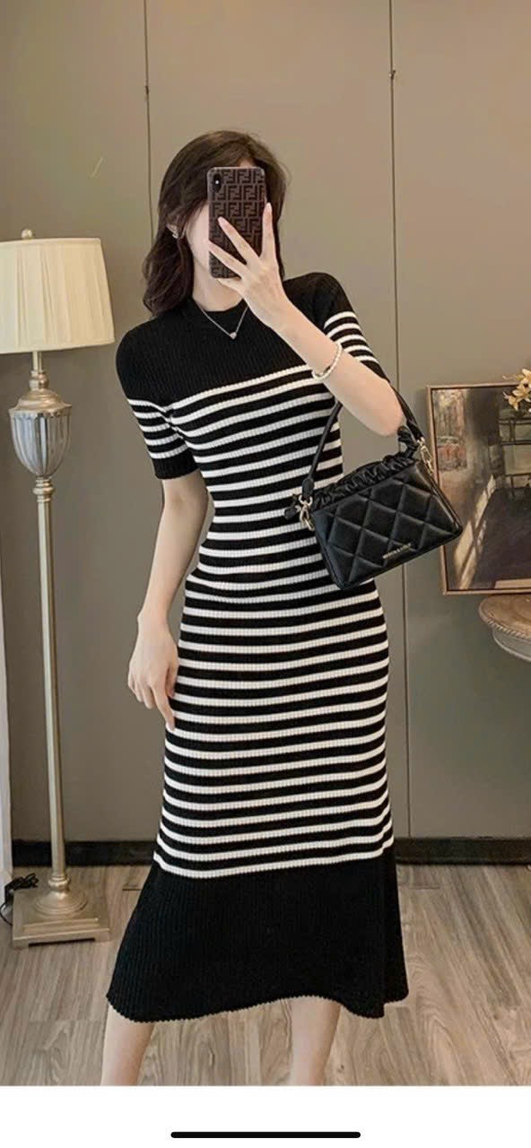 ĐẦM BODY LEN SỌC CAO CẤP D201